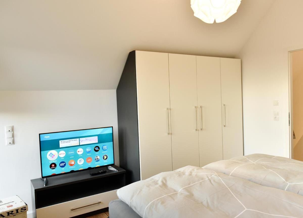 Goersumer Buedschhaus Busum Ngoại thất bức ảnh